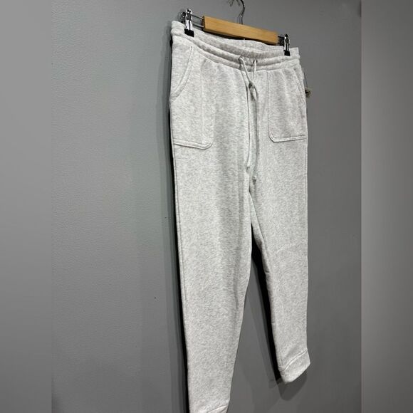 Gray Rae Dunn Sweatpants Size M NWT - Picture 3 of 5